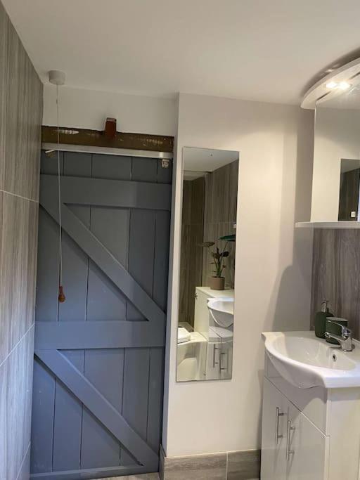 Cosy 1 Bedroom Country Lodge With Free Parking Watlington  المظهر الخارجي الصورة